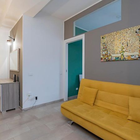 Luxury Apartment Near Navigli Carlo D'Adda 29 Milan Luaran gambar