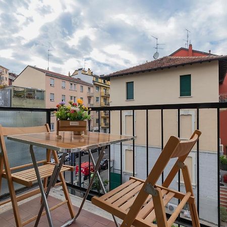 Luxury Apartment Near Navigli Carlo D'Adda 29 Milan Luaran gambar