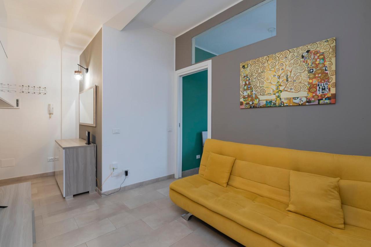 Luxury Apartment Near Navigli Carlo D'Adda 29 Milan Luaran gambar