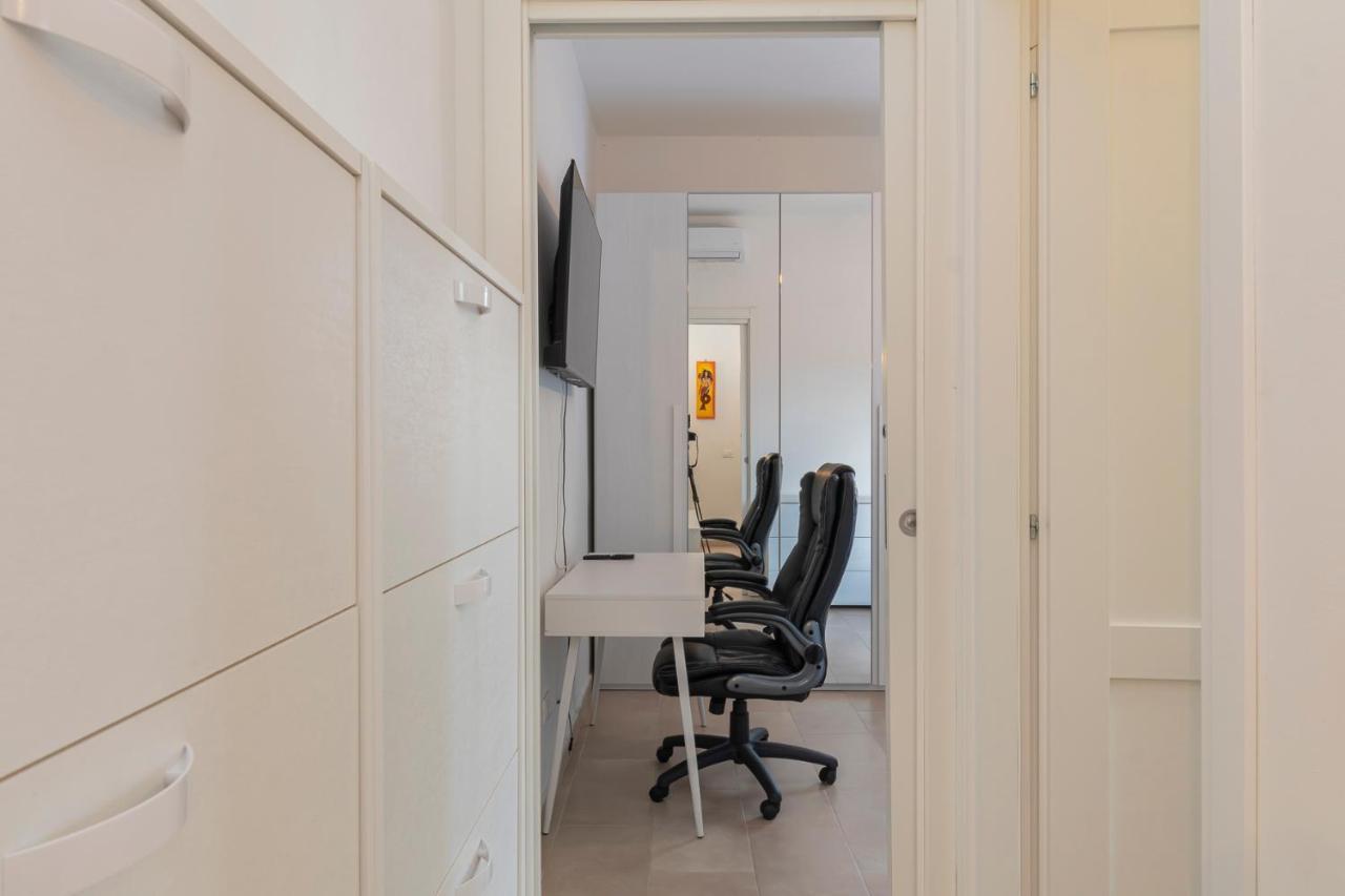 Luxury Apartment Near Navigli Carlo D'Adda 29 Milan Luaran gambar