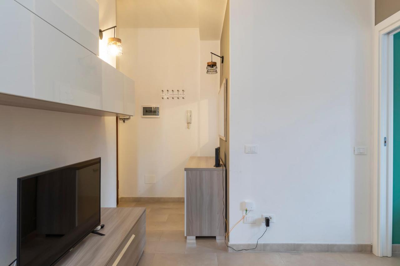 Luxury Apartment Near Navigli Carlo D'Adda 29 Milan Luaran gambar
