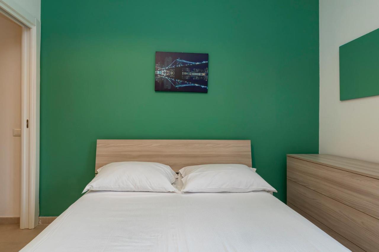 Luxury Apartment Near Navigli Carlo D'Adda 29 Milan Luaran gambar