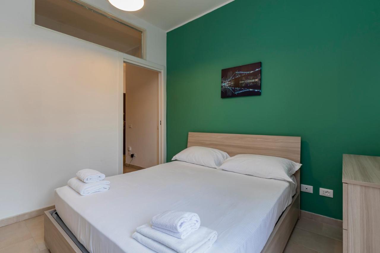 Luxury Apartment Near Navigli Carlo D'Adda 29 Milan Luaran gambar